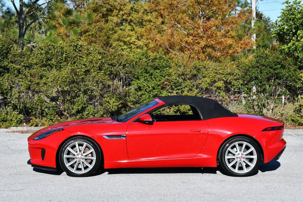 Used 2019 Jaguar F-TYPE Convertible image 28
