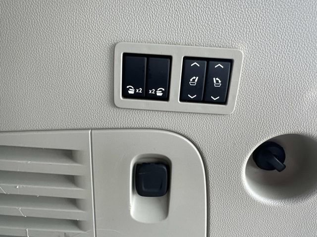 Used 2019 Cadillac Escalade Luxury image 15