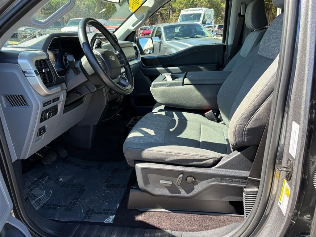 Used 2022 Ford F150 XLT w/ Equipment Group 302A High image 16