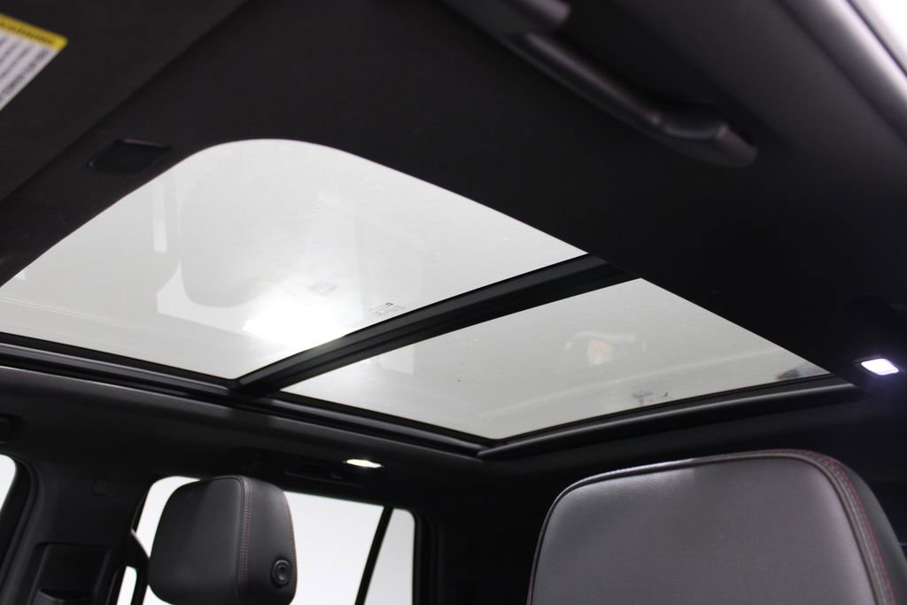 Used 2022 Chevrolet Tahoe RST w/ Luxury Package image 56