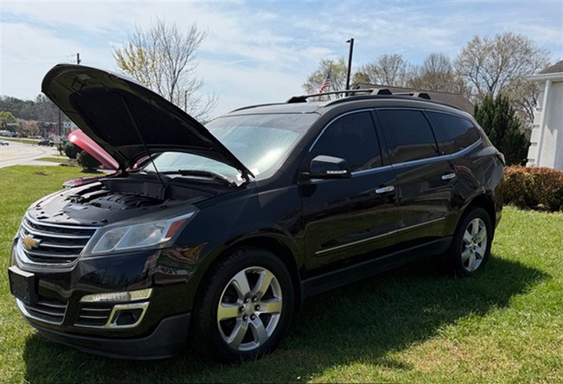 Used 2016 Chevrolet Traverse LTZ AWD/4WD image 2