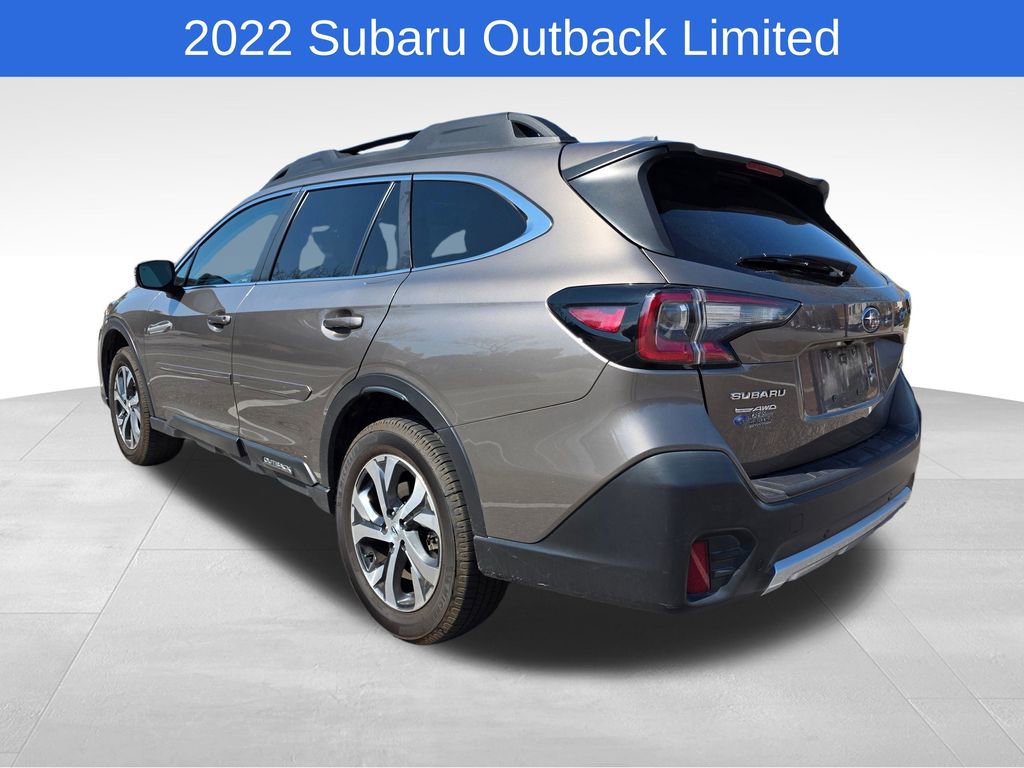 Used 2022 Subaru Outback Limited image 6