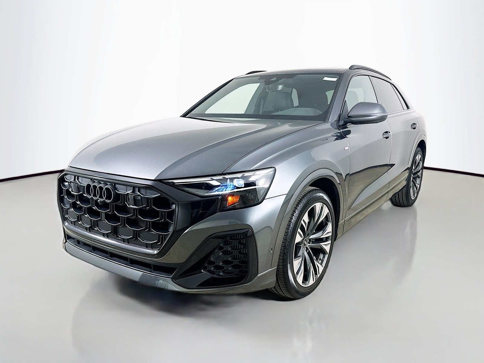 New 2026 Audi Q8 Premium Plus