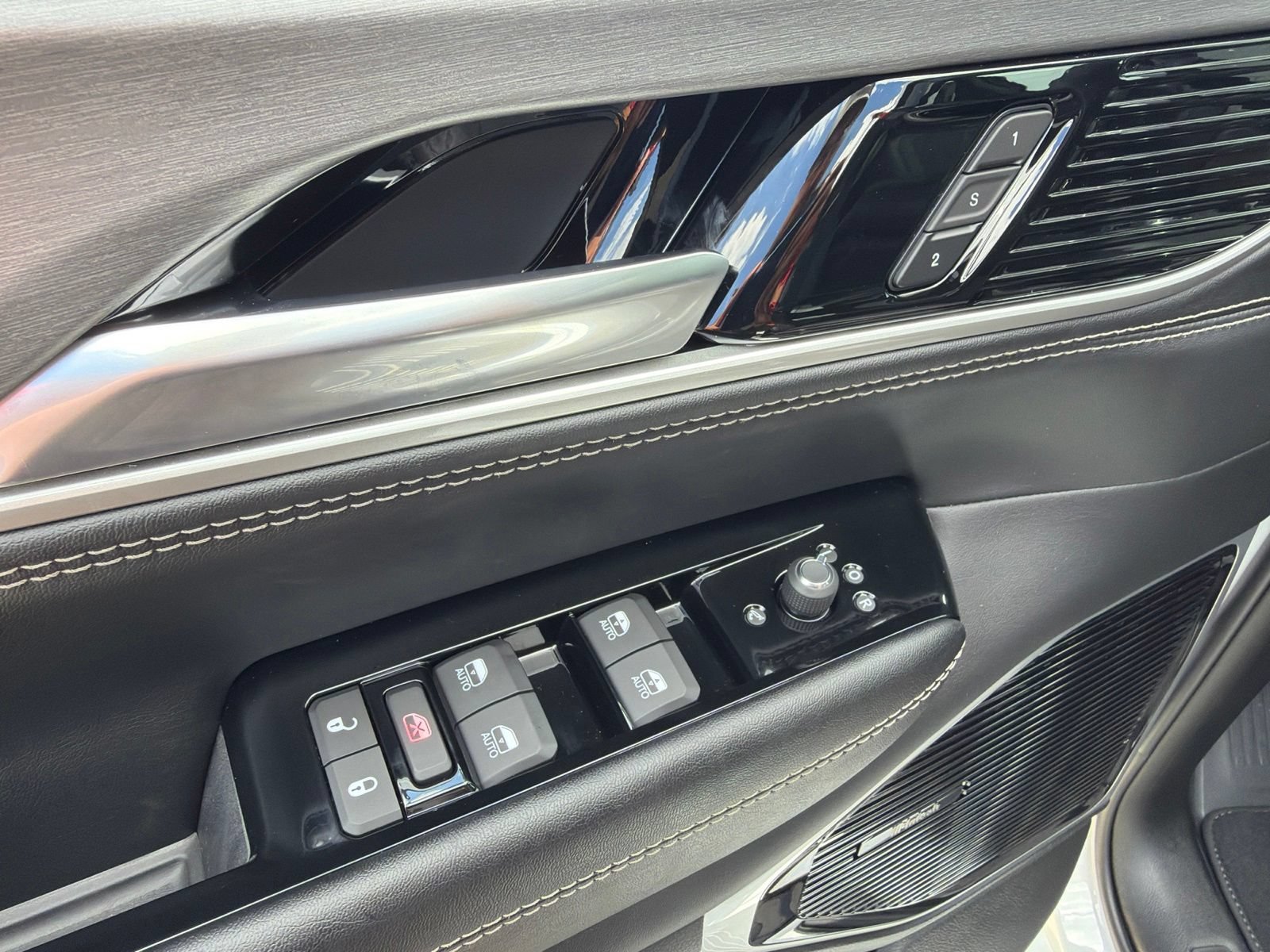 New 2026 Jeep Grand Wagoneer Limited AWD/4WD image 14