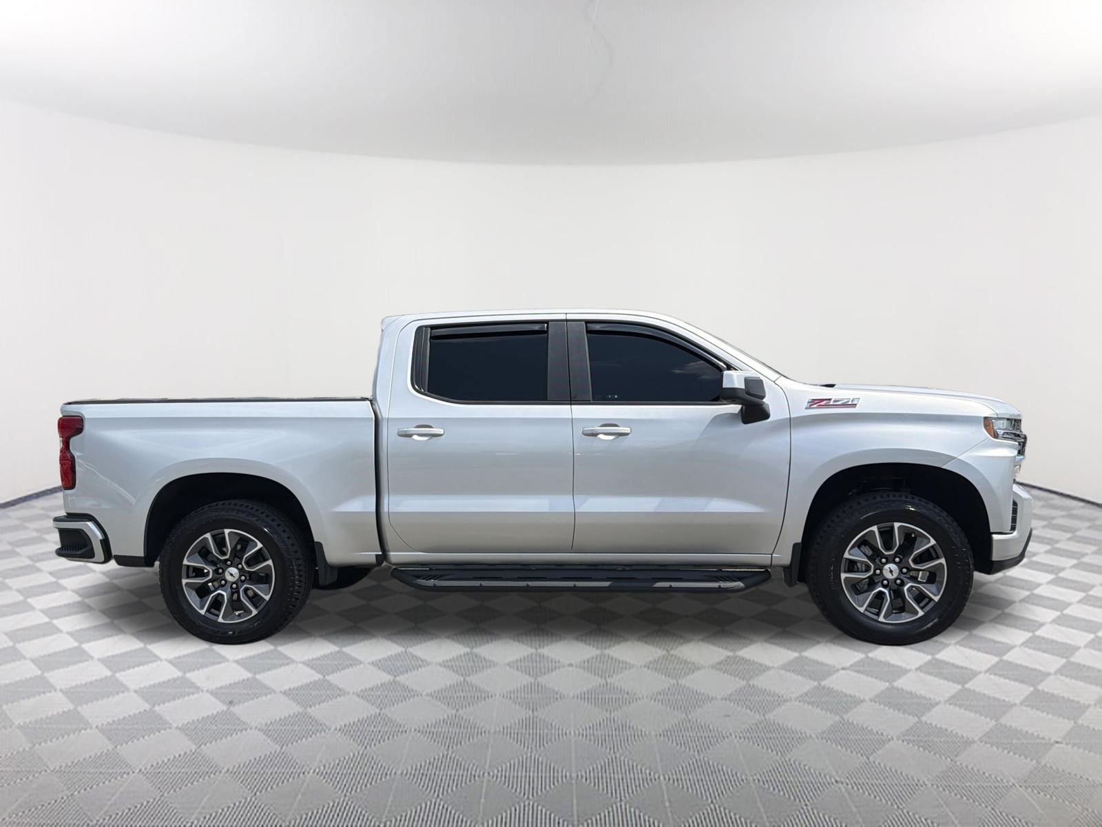 Used 2021 Chevrolet Silverado 1500 RST w/ Z71 Off-Road Package AWD/4WD image 5