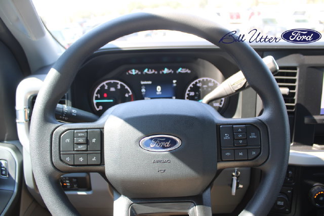 New 2026 Ford F350 XL w/ STX Appearance Package AWD/4WD image 13