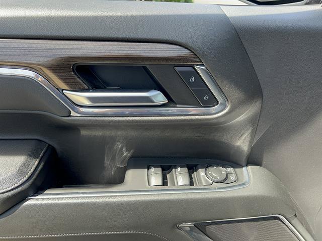 Used 2024 Chevrolet Silverado 1500 LT AWD/4WD image 9