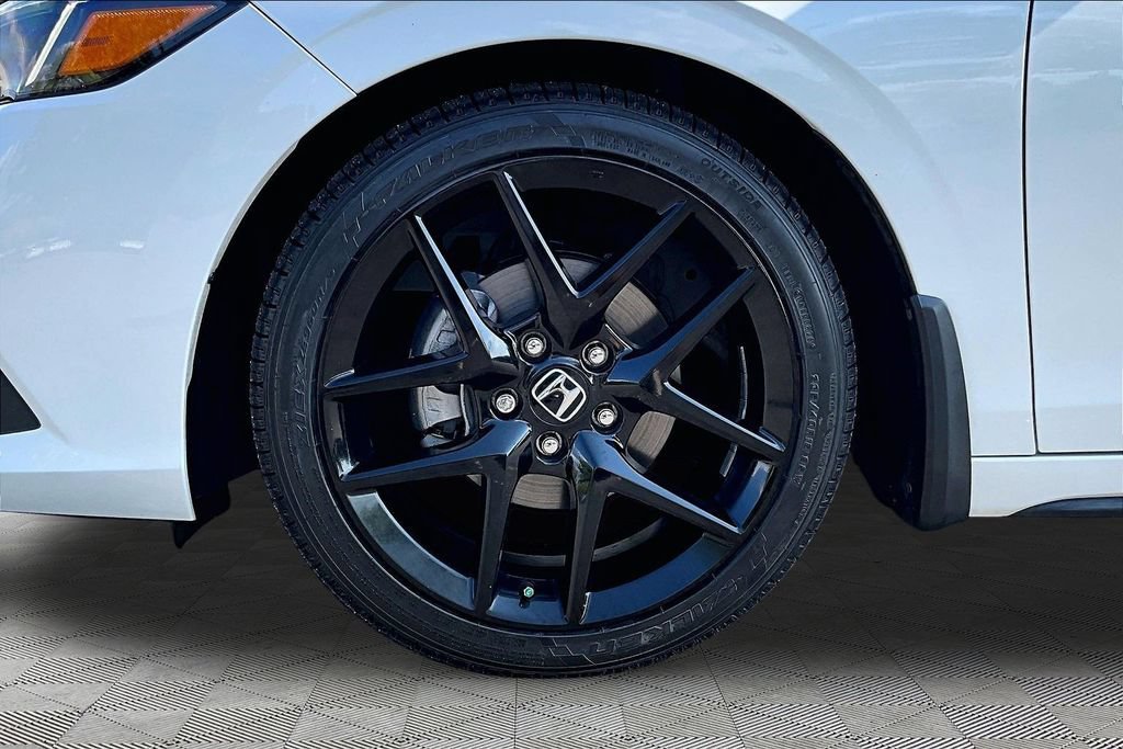 Used 2023 Honda Civic Sport image 23