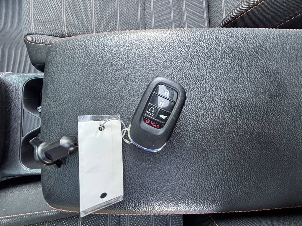 Used 2023 Honda CR-V Sport image 32