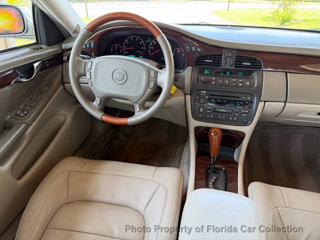 Used 2004 Cadillac De Ville DTS w/ Equipment Group FWD image 11