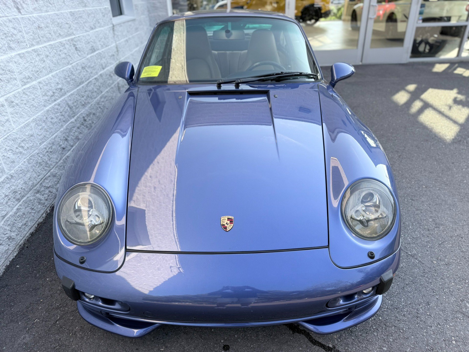 Used 1997 Porsche 911 Carrera RWD image 21