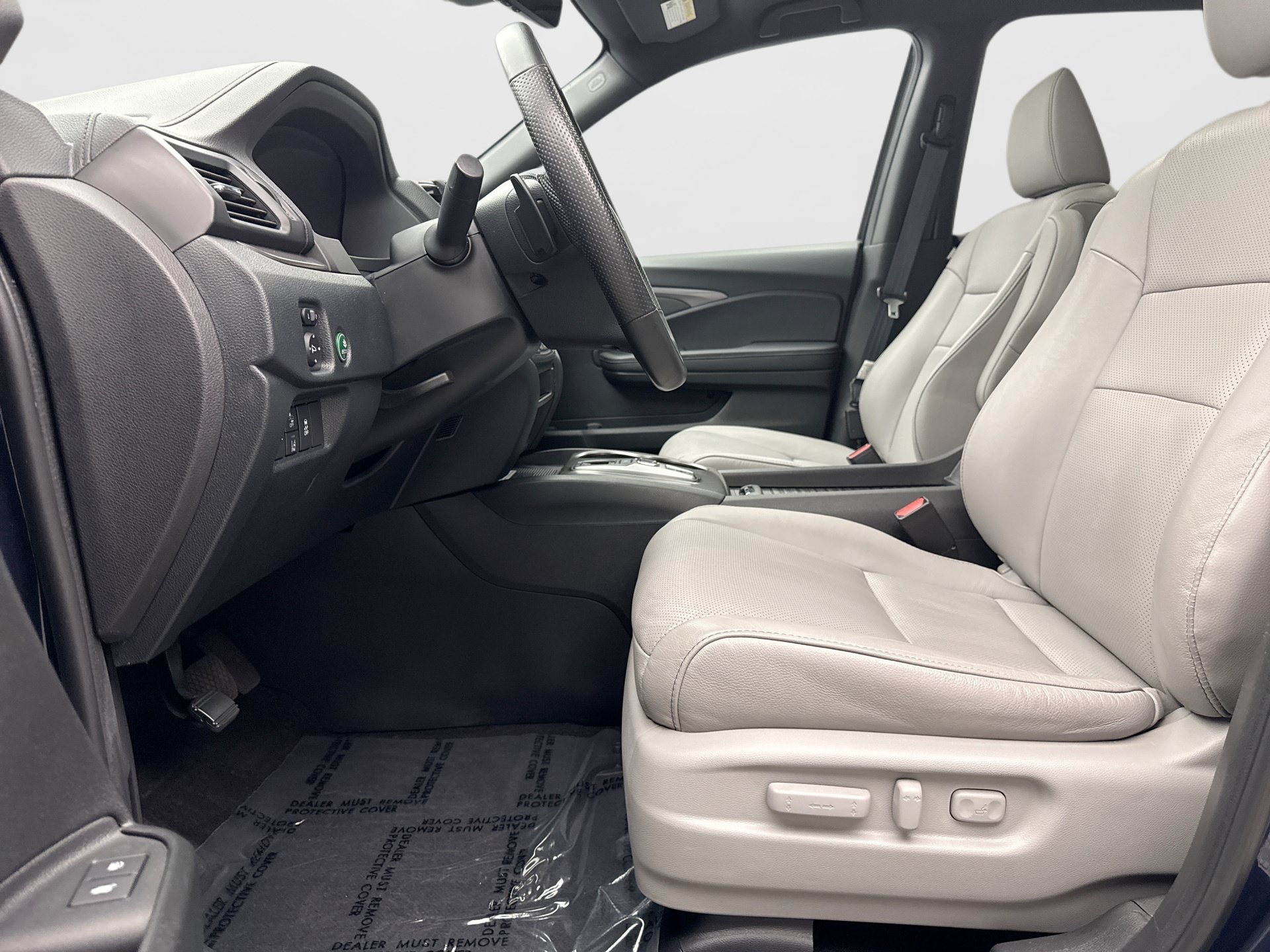Used 2023 Honda Passport EX-L image 11