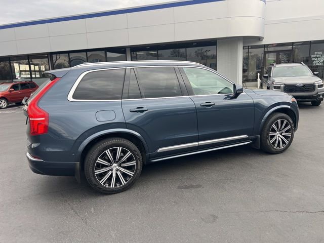 Used 2023 Volvo XC90 B5 Plus image 3
