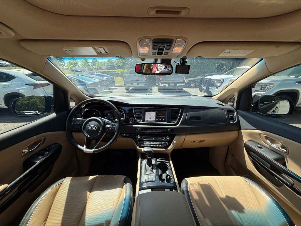 Used 2018 Kia Sedona SX Limited w/ SX Limited Prestige Package FWD image 9