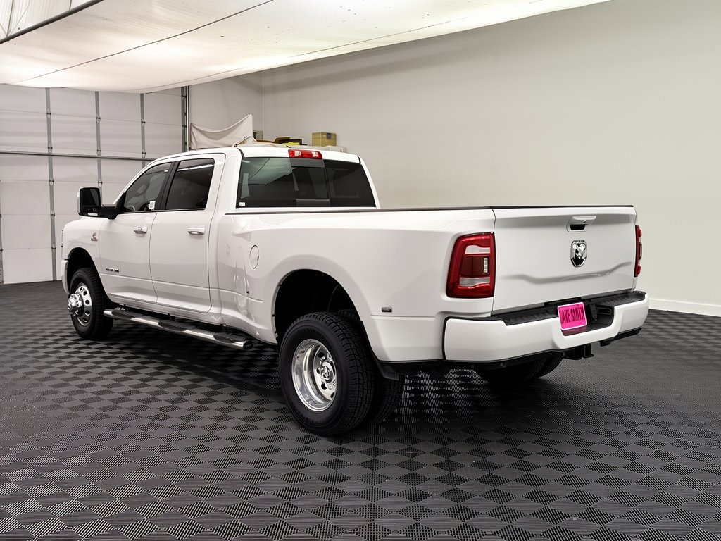Used 2024 RAM 3500 Laramie AWD/4WD image 3