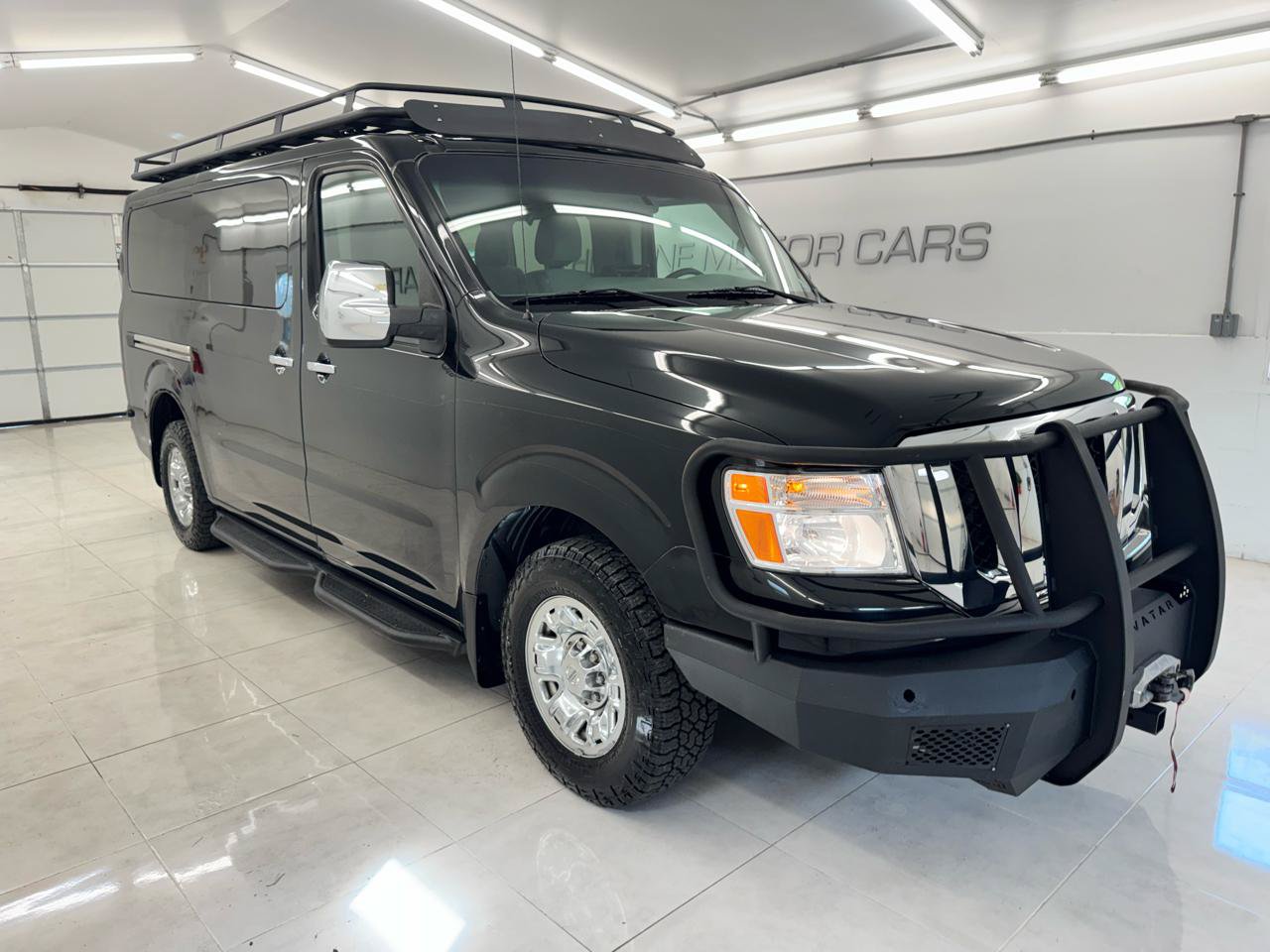Used 2014 Nissan NV 3500 SV w/ Technology Package RWD image 3