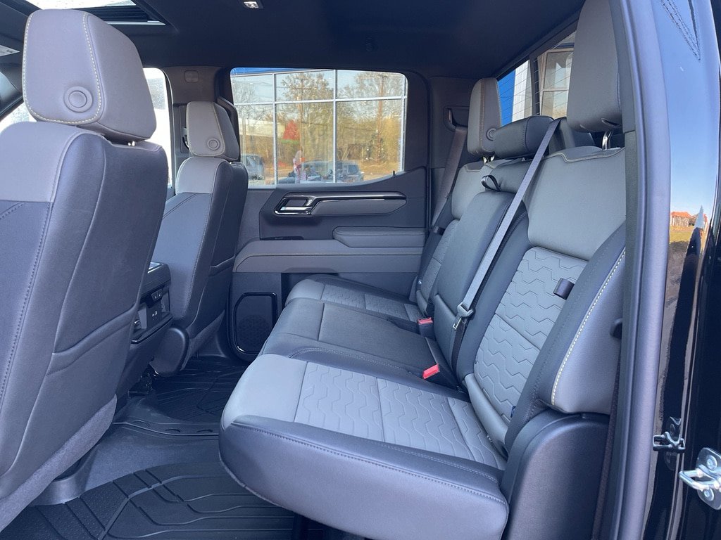 New 2026 Chevrolet Silverado 1500 ZR2 image 6