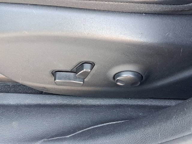 Used 2022 Jeep Cherokee Trailhawk image 6