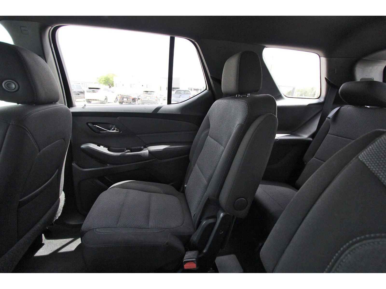 Used 2023 Chevrolet Traverse LT image 14