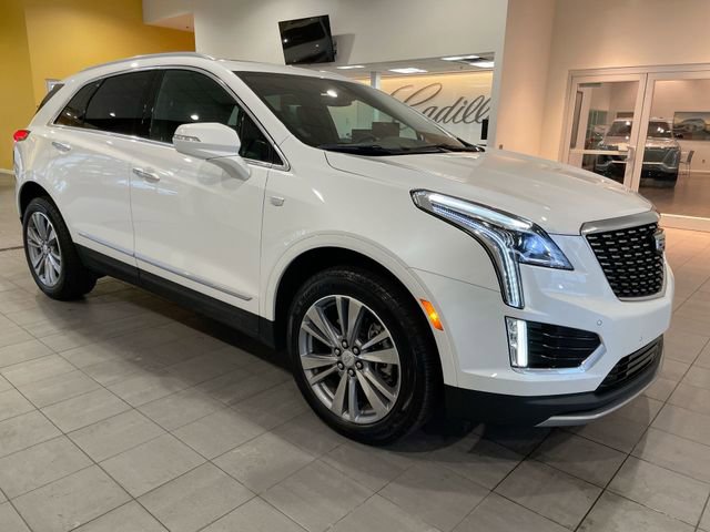 Certified 2025 Cadillac XT5 Premium Luxury image 8
