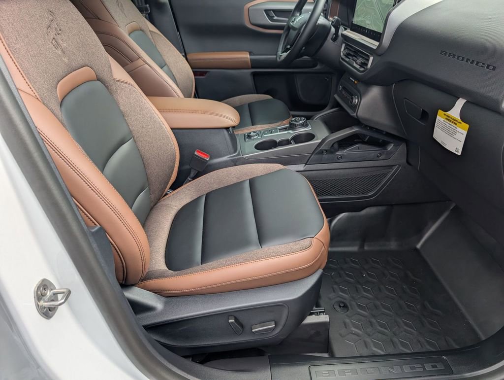 New 2025 Ford Bronco Sport Outer Banks w/ Sasquatch Outer Banks Package image 47