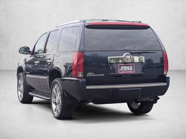 Used 2007 Cadillac Escalade AWD w/ Information Package image 8
