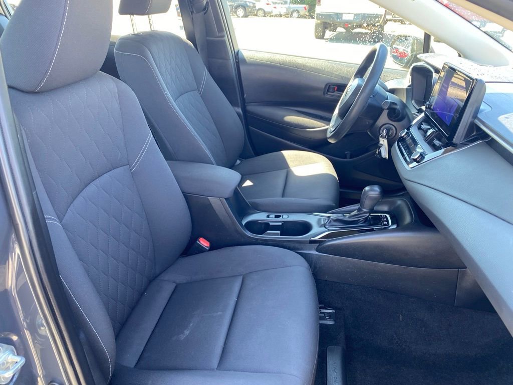 Used 2023 Toyota Corolla LE FWD image 23