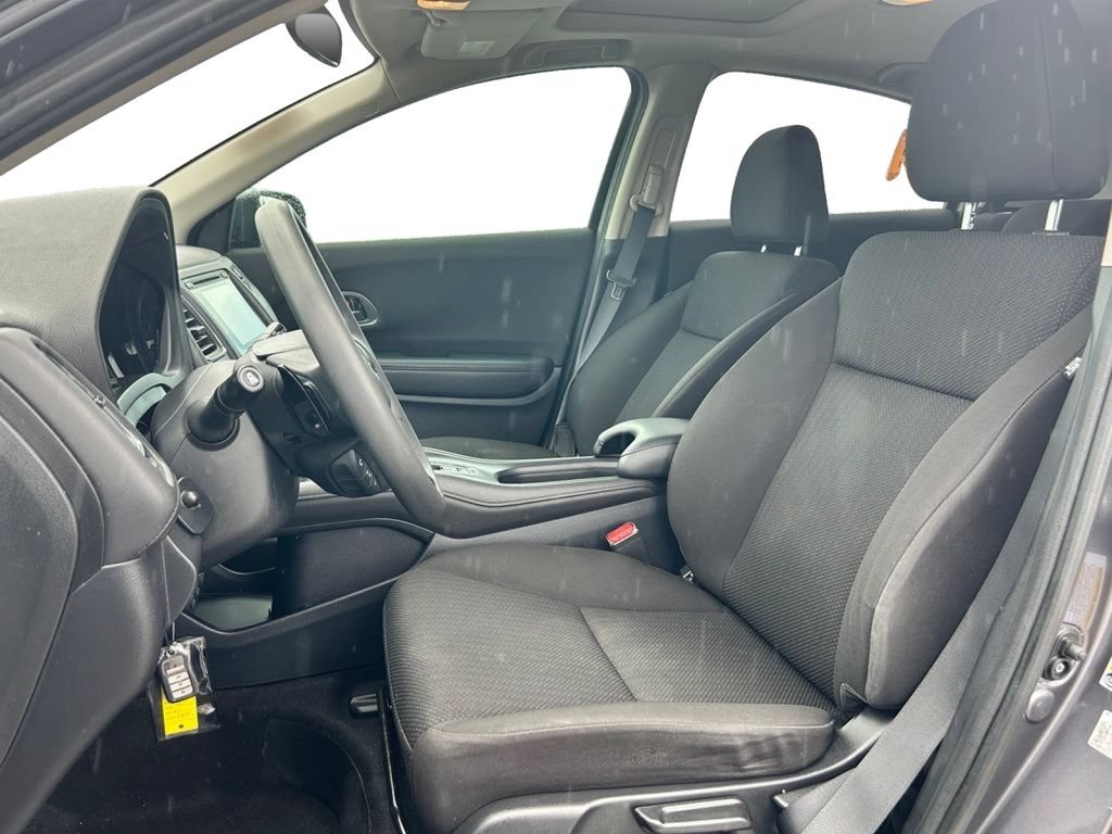 Used 2018 Honda HR-V EX image 7