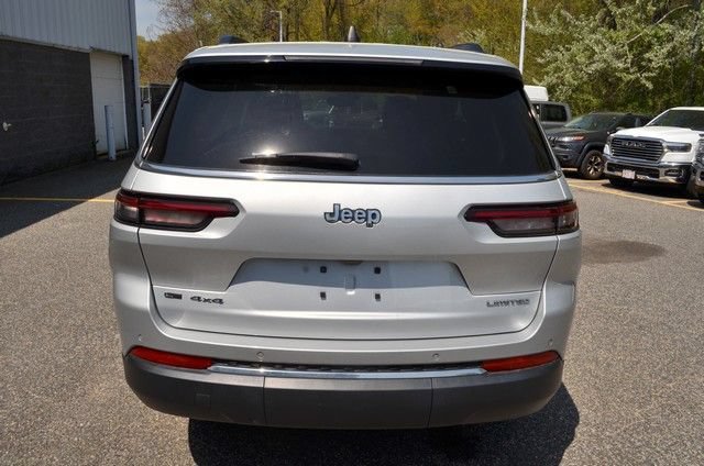 Used 2023 Jeep Grand Cherokee L Limited w/ Rear Seat Video Group I AWD/4WD image 7