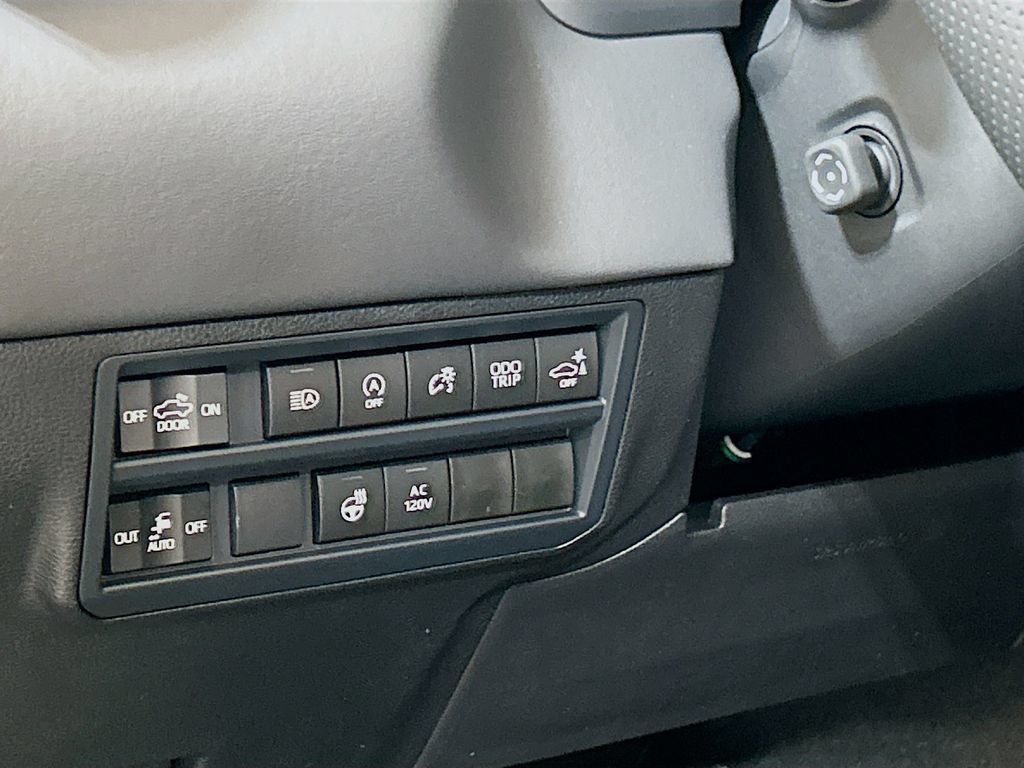New 2026 Toyota Tundra Platinum AWD/4WD image 8