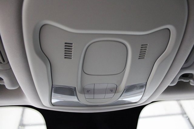 Used 2015 Jeep Renegade Sport w/ Power & Air Group image 14