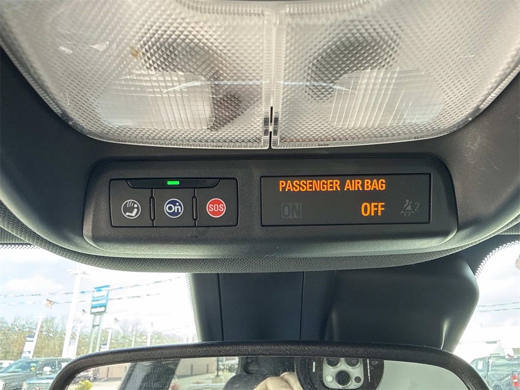 Used 2023 Chevrolet TrailBlazer RS w/ Sun and Liftgate Package image 25