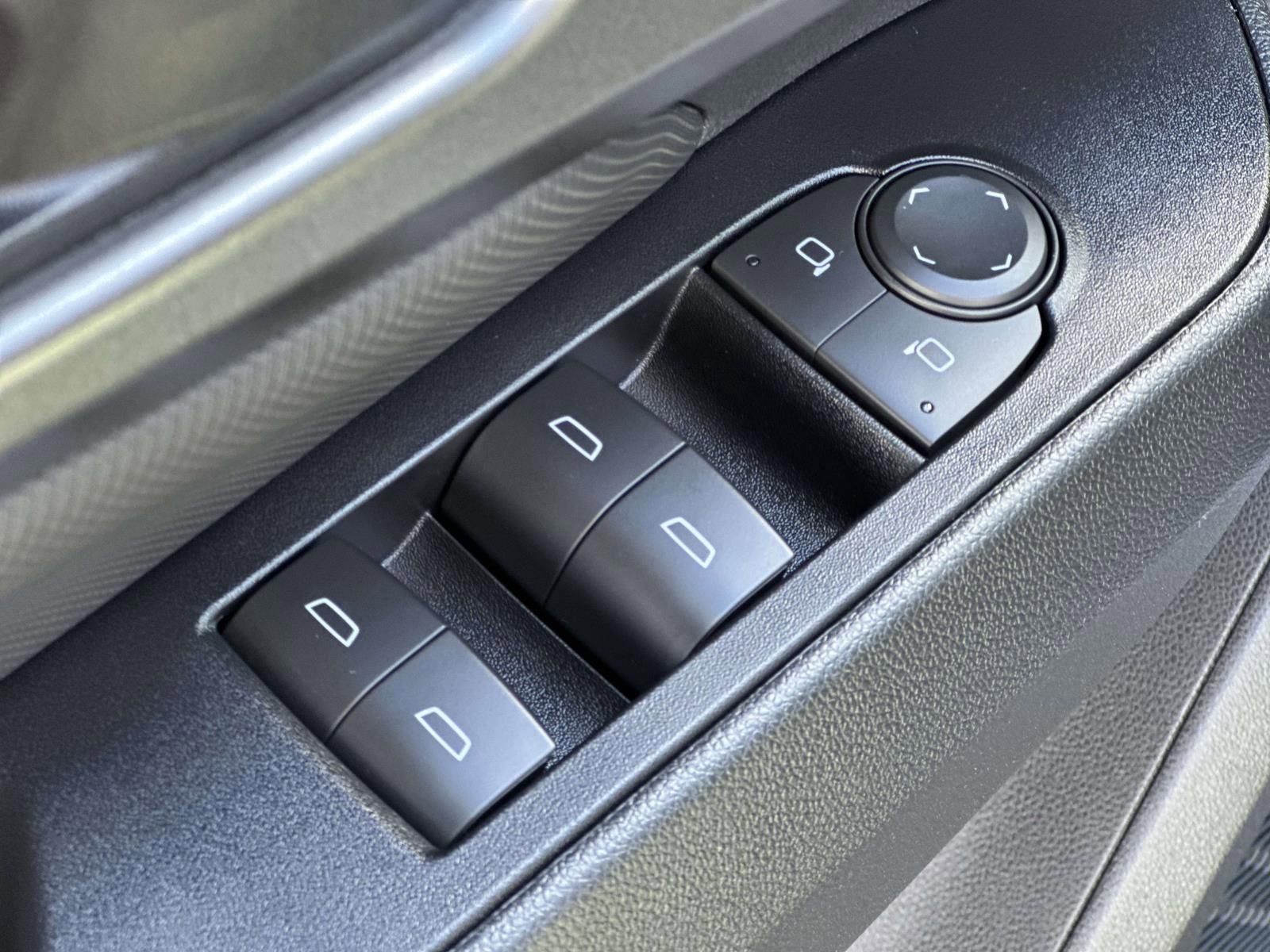 Certified 2026 Chevrolet Equinox EV LT image 21