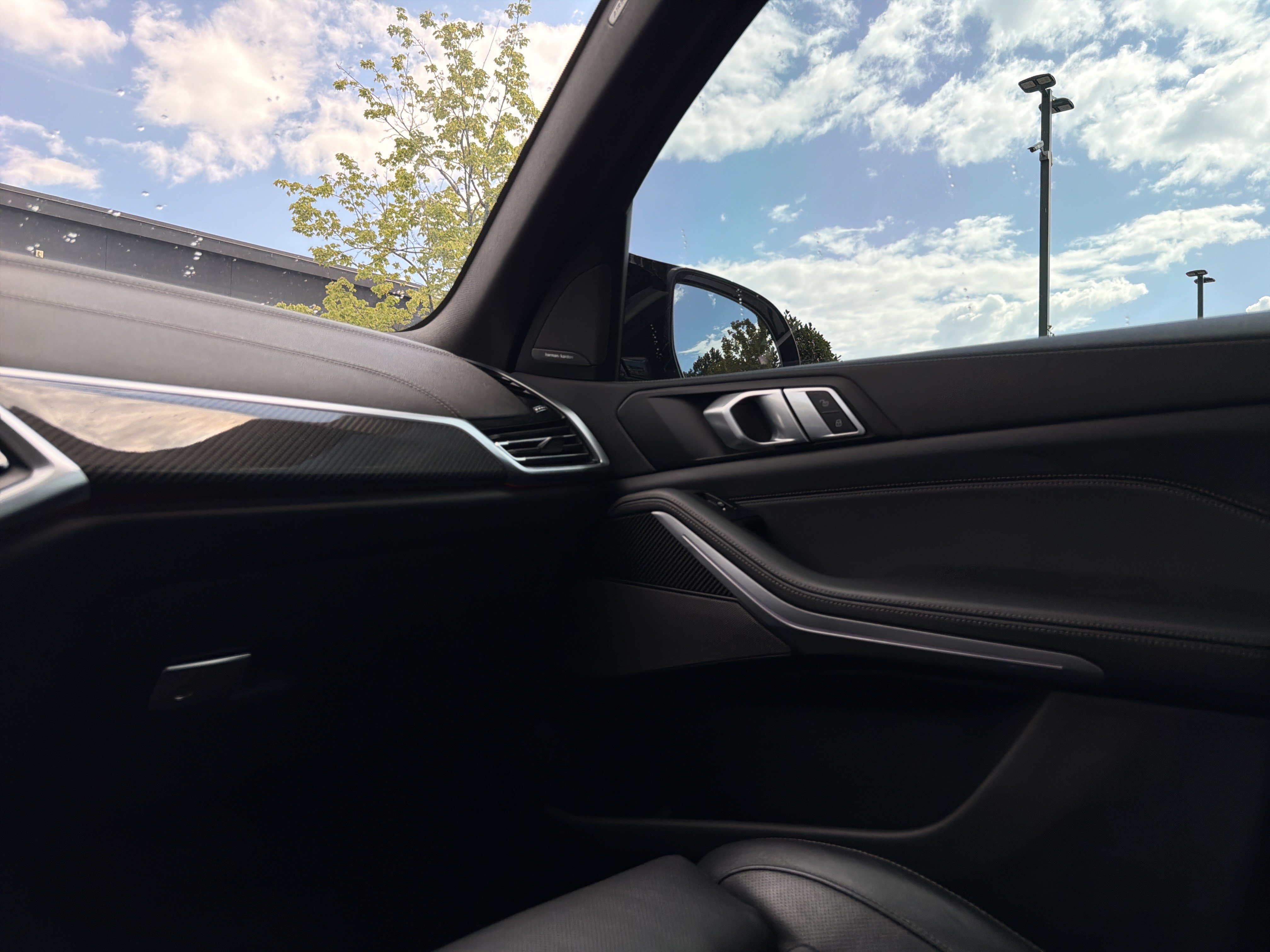 Used 2022 BMW X5 M50i AWD/4WD image 19