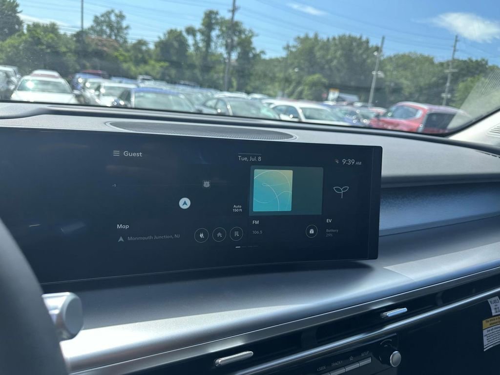 New 2026 Hyundai Ioniq 9 SE image 25