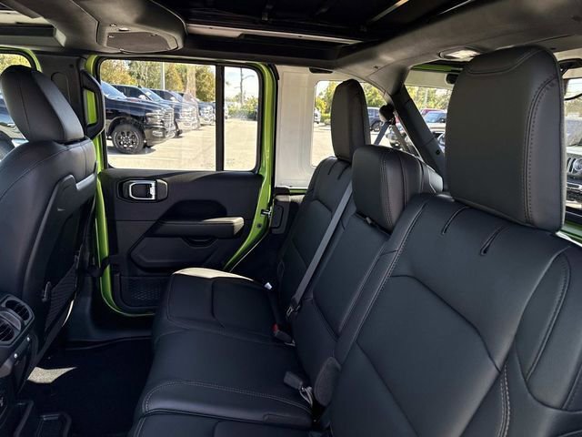 New 2026 Jeep Wrangler Unlimited Sahara AWD/4WD image 10