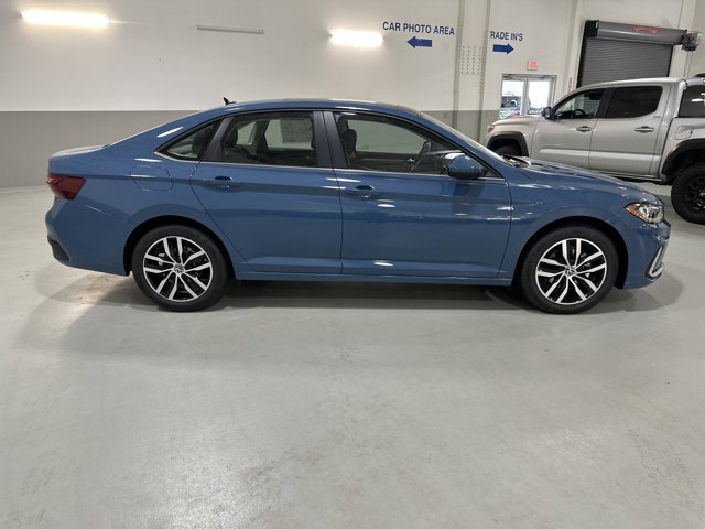 New 2026 Volkswagen Jetta SE image 10