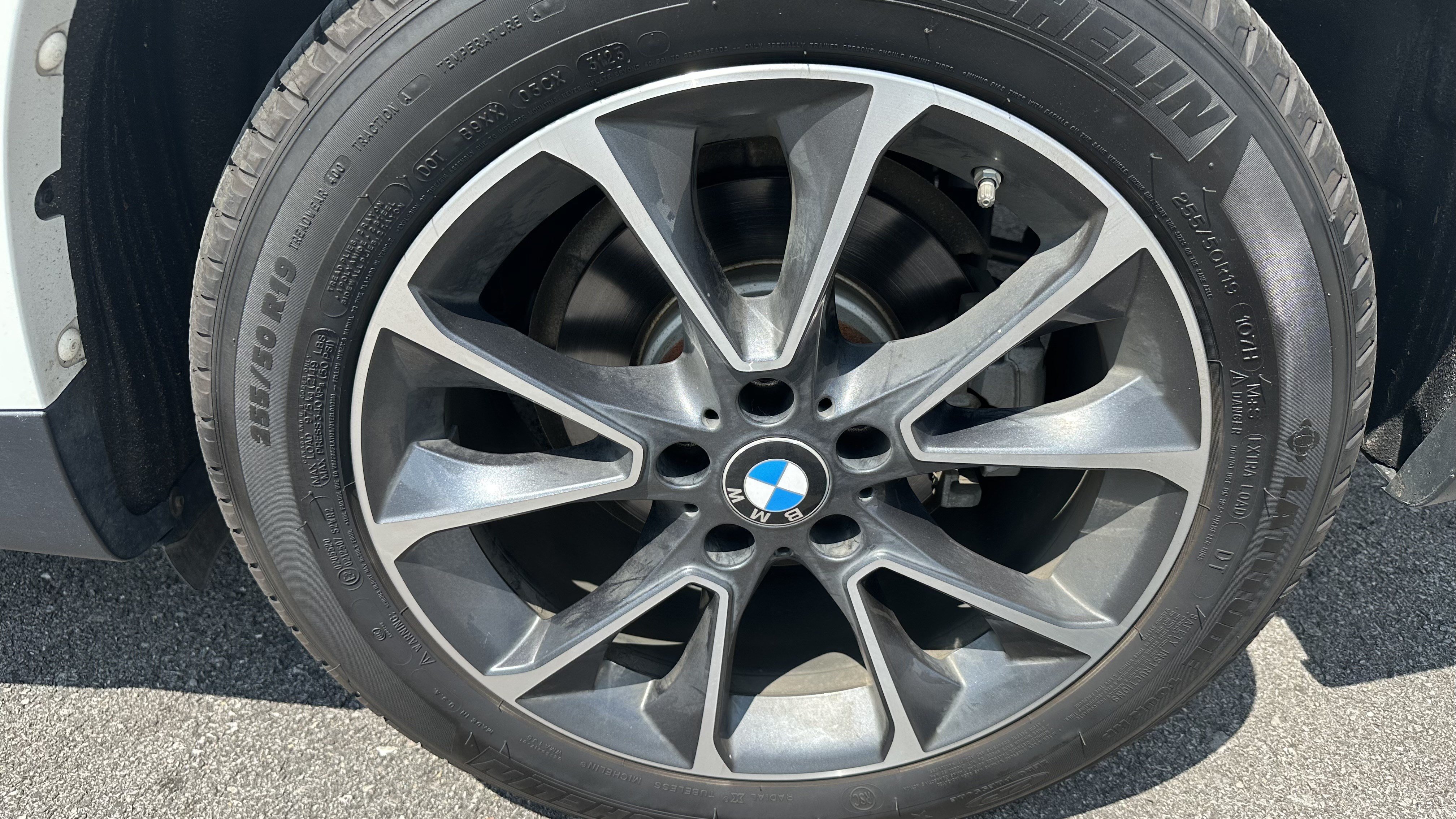 Used 2018 BMW X5 xDrive35i AWD/4WD image 13