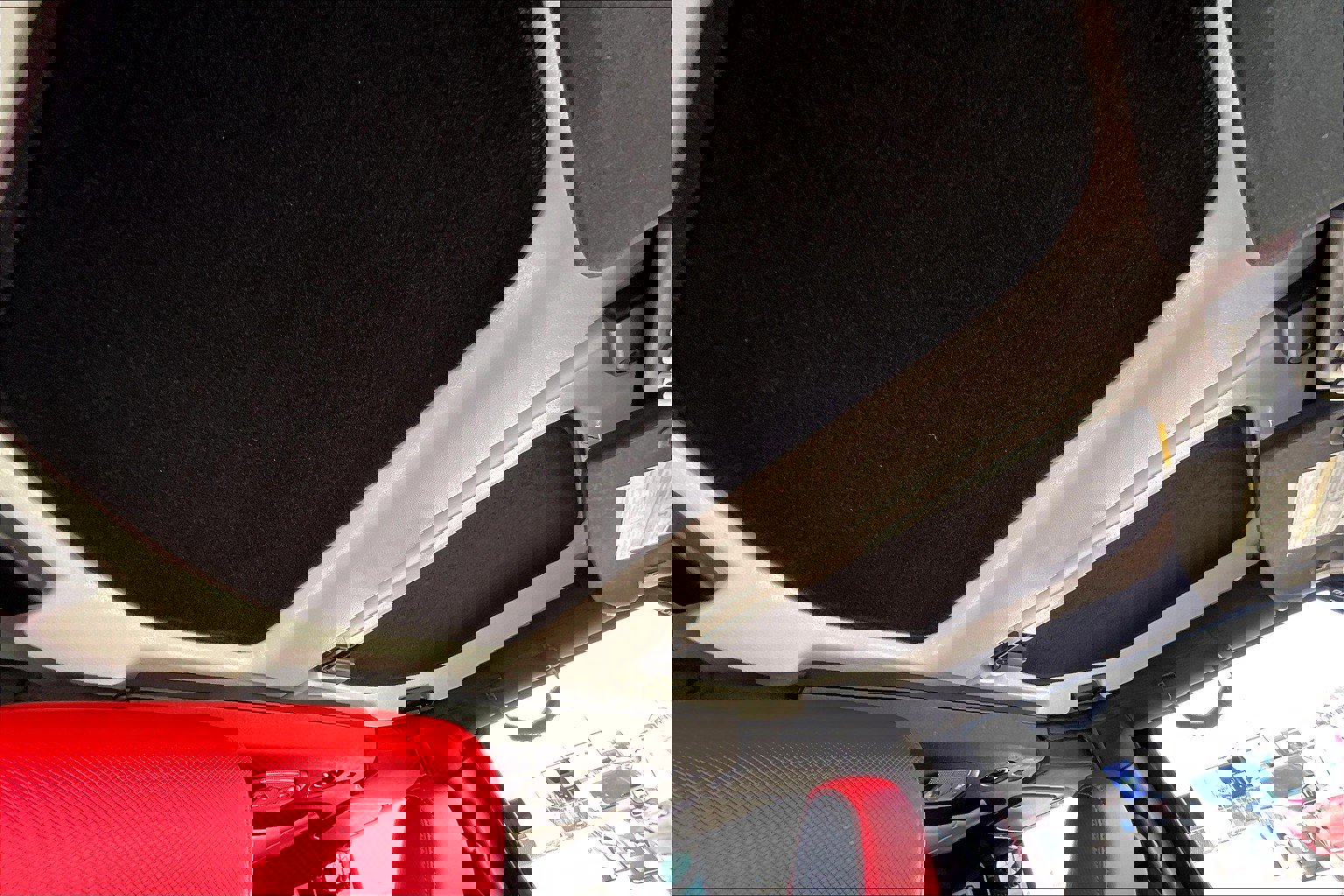 Used 2016 Jeep Wrangler Unlimited Rubicon w/ Connectivity Group image 29