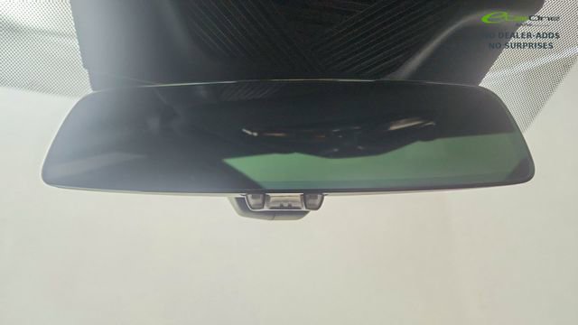 Used 2025 BMW X2 xDrive28i w/ Technology Package image 56