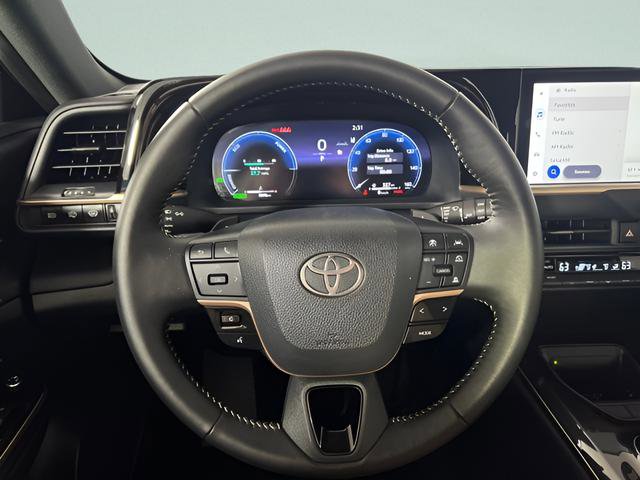 Used 2025 Toyota Crown Signia image 17