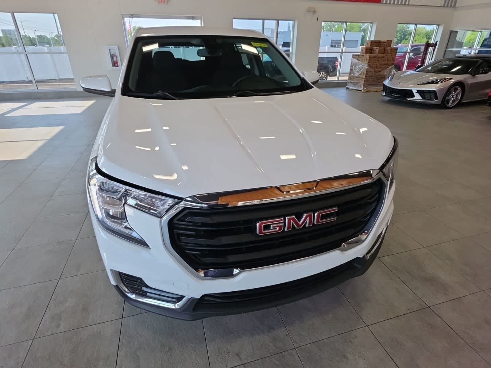 Used 2022 GMC Terrain SLE FWD image 5