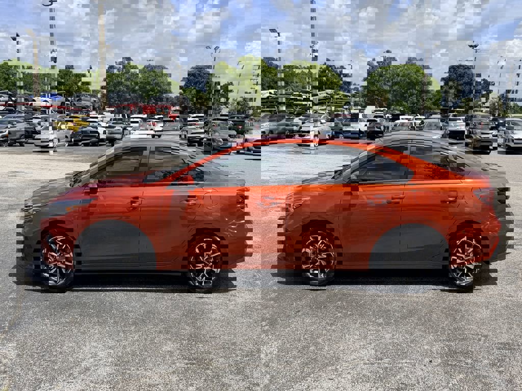 Certified 2023 Kia Forte LXS w/ LXS Technology Package image 8