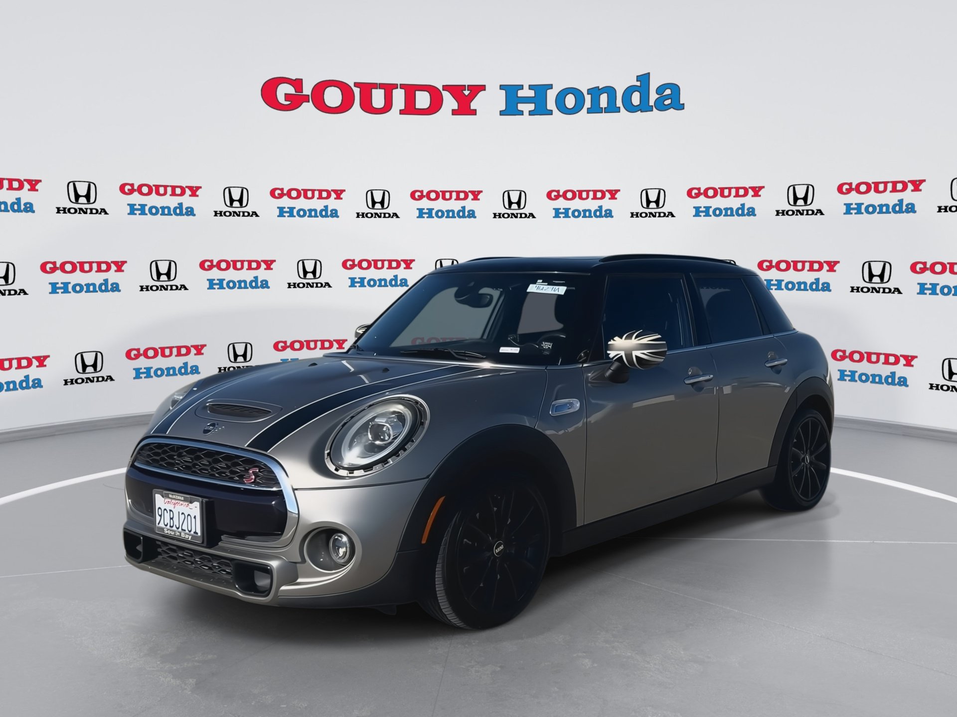 Used 2020 MINI Cooper S FWD image 4