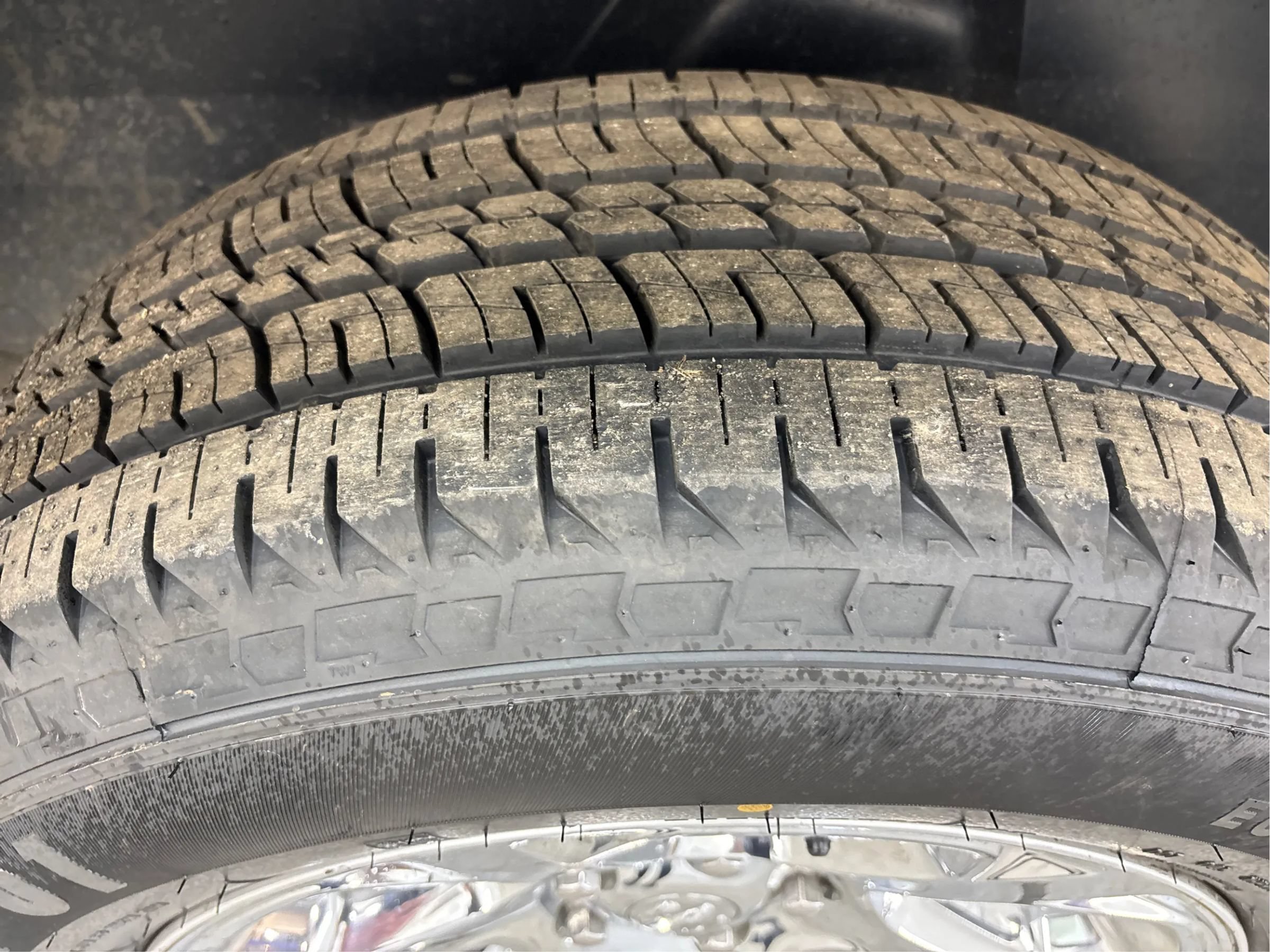 Used 2018 RAM 1500 Laramie w/ Convenience Group AWD/4WD image 31