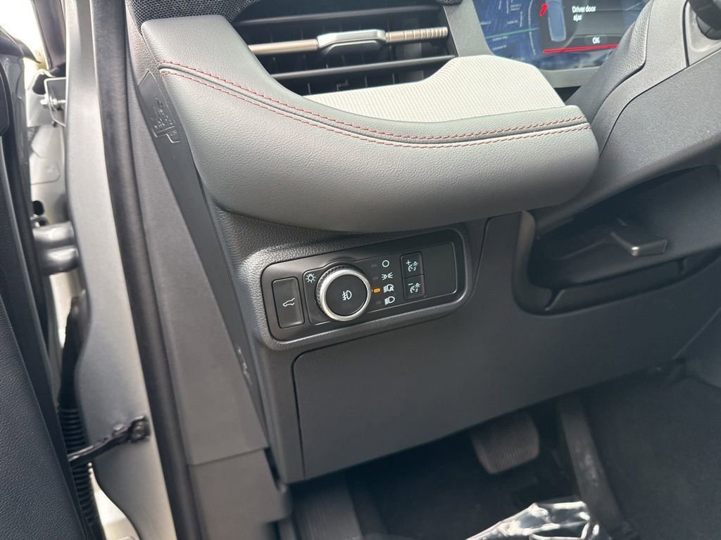 New 2025 Ford Explorer Active w/ Active Comfort Package image 18