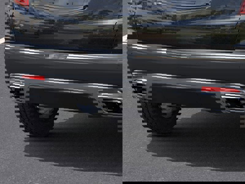 New 2025 Cadillac XT5 Premium Luxury w/ LPO, Floor Liner Package image 14