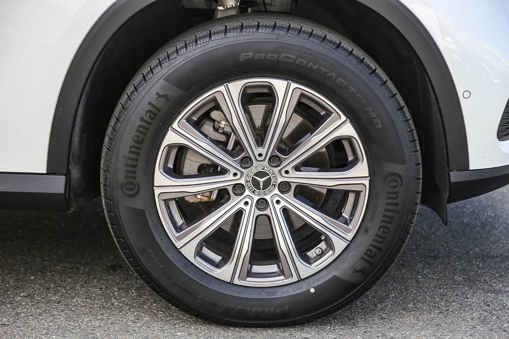 Used 2023 Mercedes-Benz GLC 300 image 10