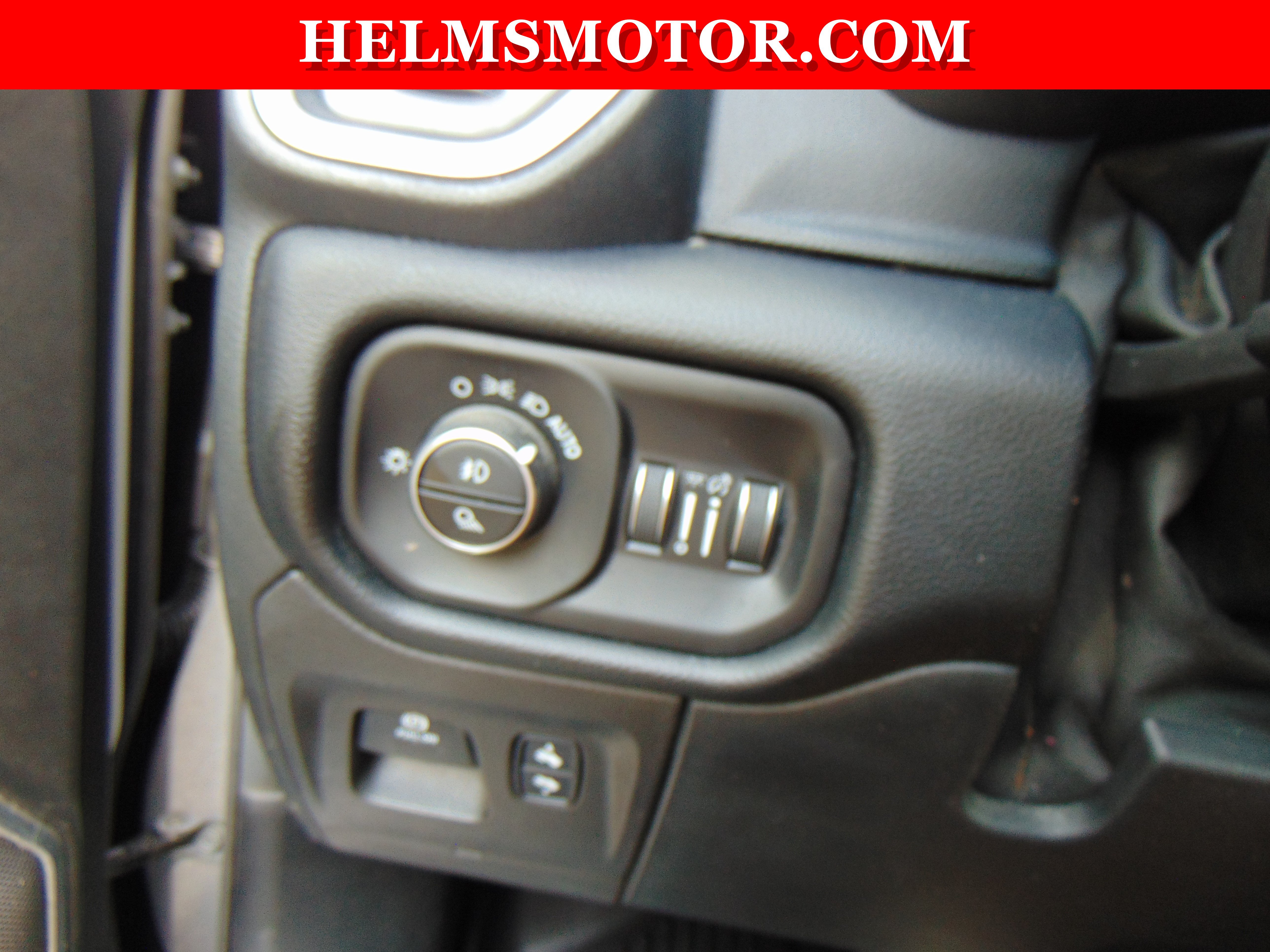Used 2021 RAM 1500 Laramie AWD/4WD image 25