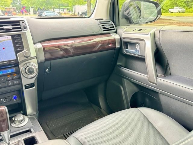 Used 2024 Toyota 4Runner Limited AWD/4WD image 22